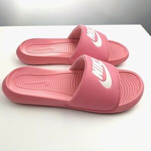 Nike Victory 1 lightweight slides comfort foam sandals Pink size 8